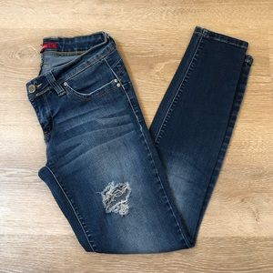 YMI WannaBetta Butt Skinny Jeans